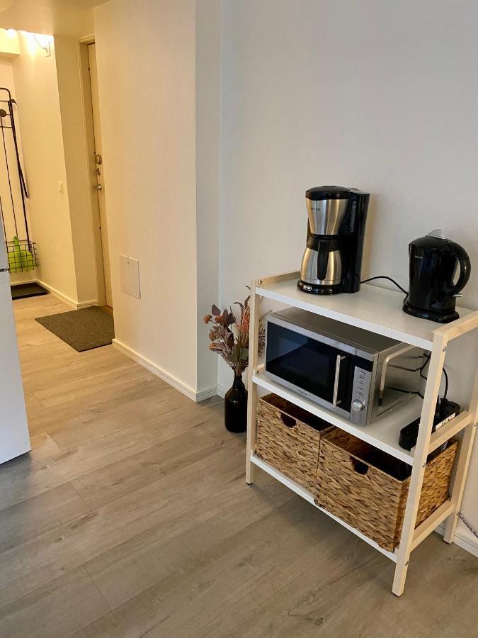 1 Rums-Laegenheter, Gangavstand Till Stroemstads Centrum Exteriör bild